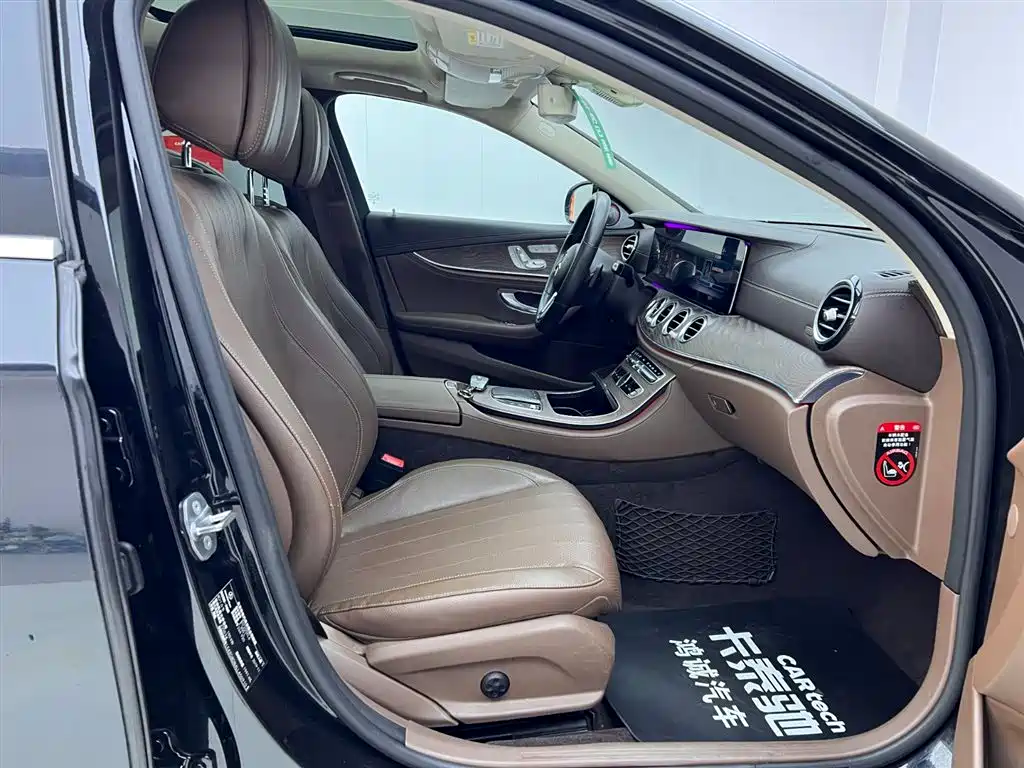Mercedes-Benz E-Class 2020 — фото 18