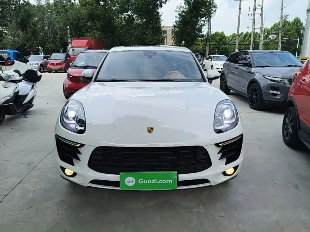 Porsche Macan 2016