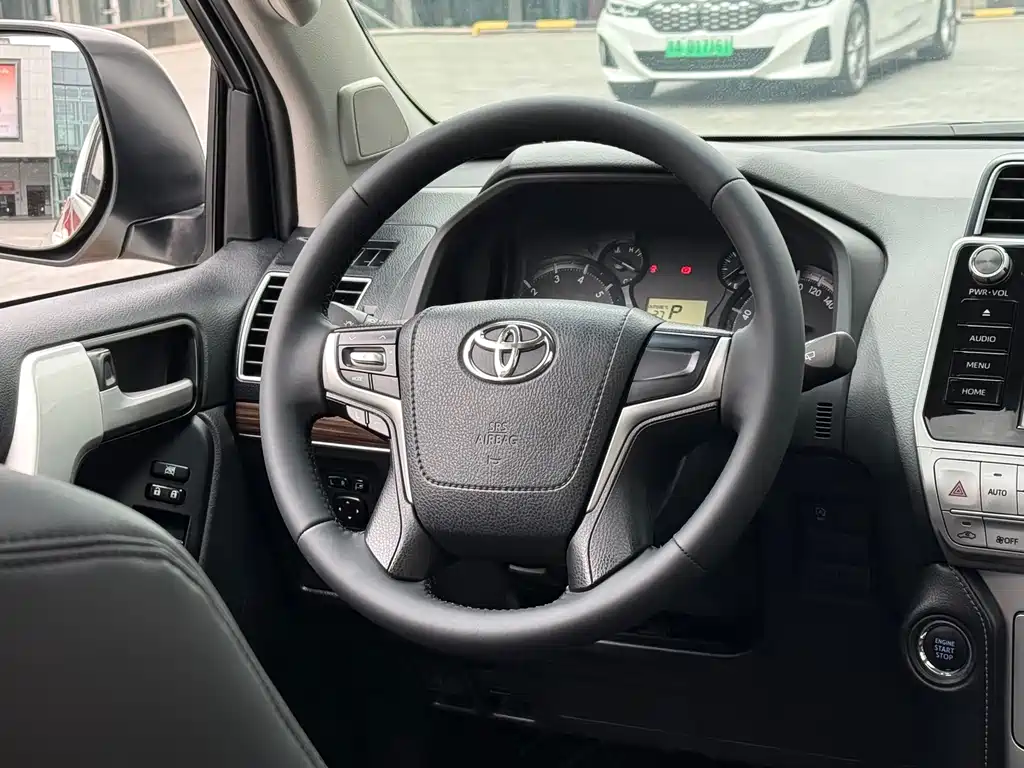 Toyota Prado 2019 — фото 14