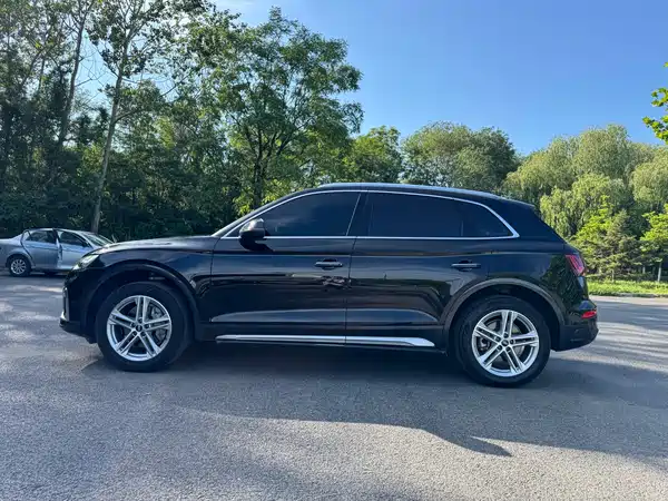 Audi Q5L 2022