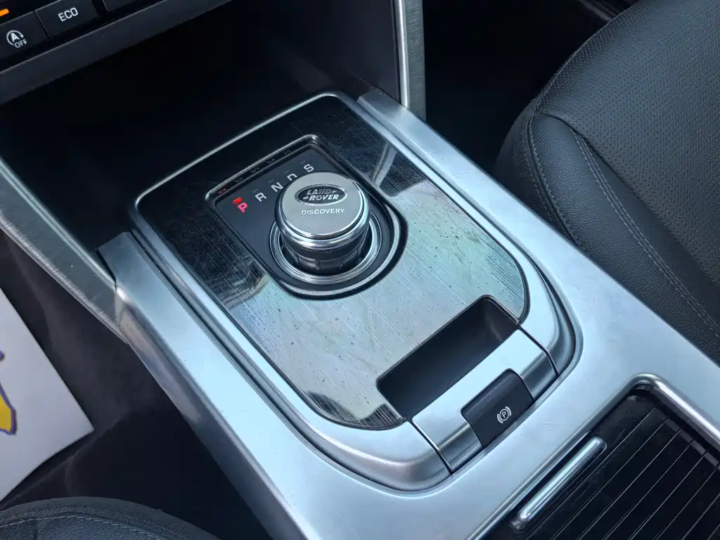 Land Rover Discovery Sport 2019 — фото 22