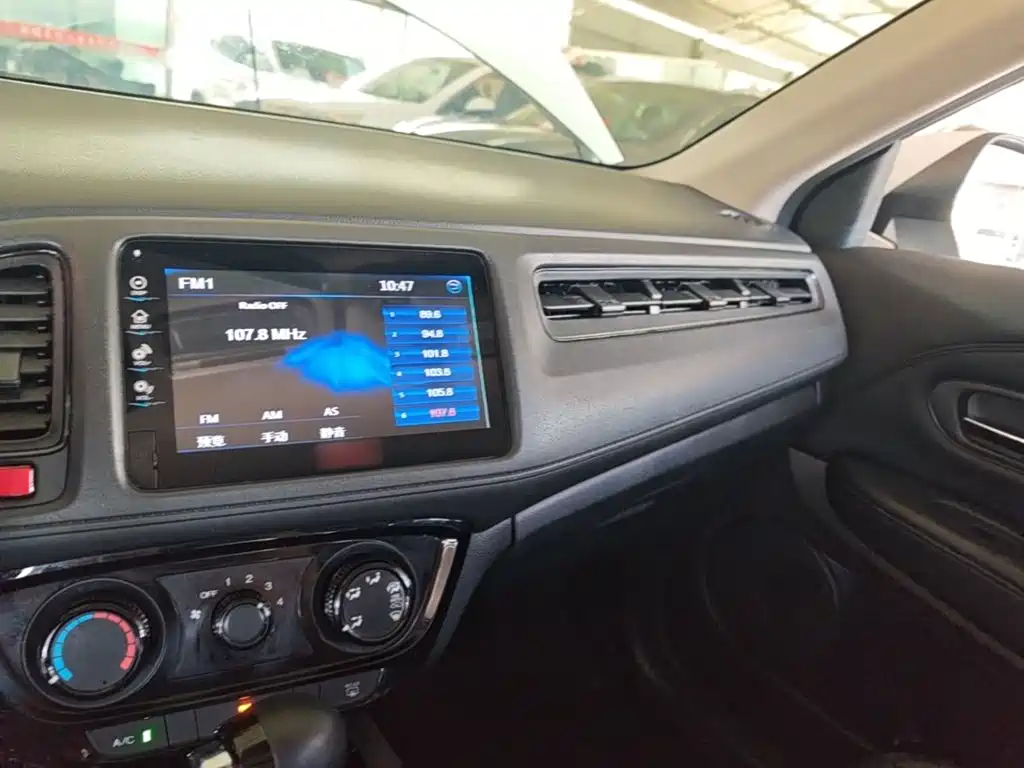 Honda Vezel 2016 — фото 10