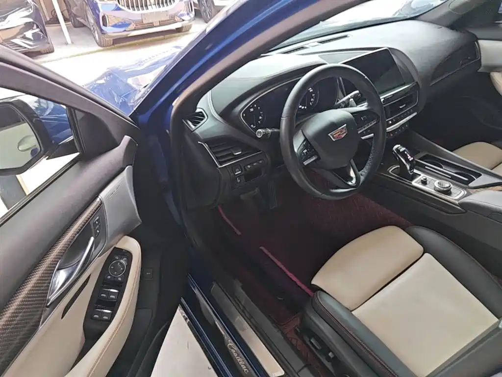 Cadillac CT5 2020 — фото 16