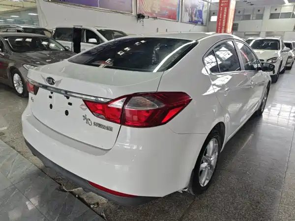 Kia K3 2016