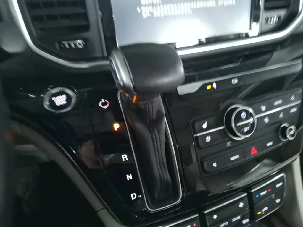 GAC Motor Trumpchi M8 2019 — фото 14