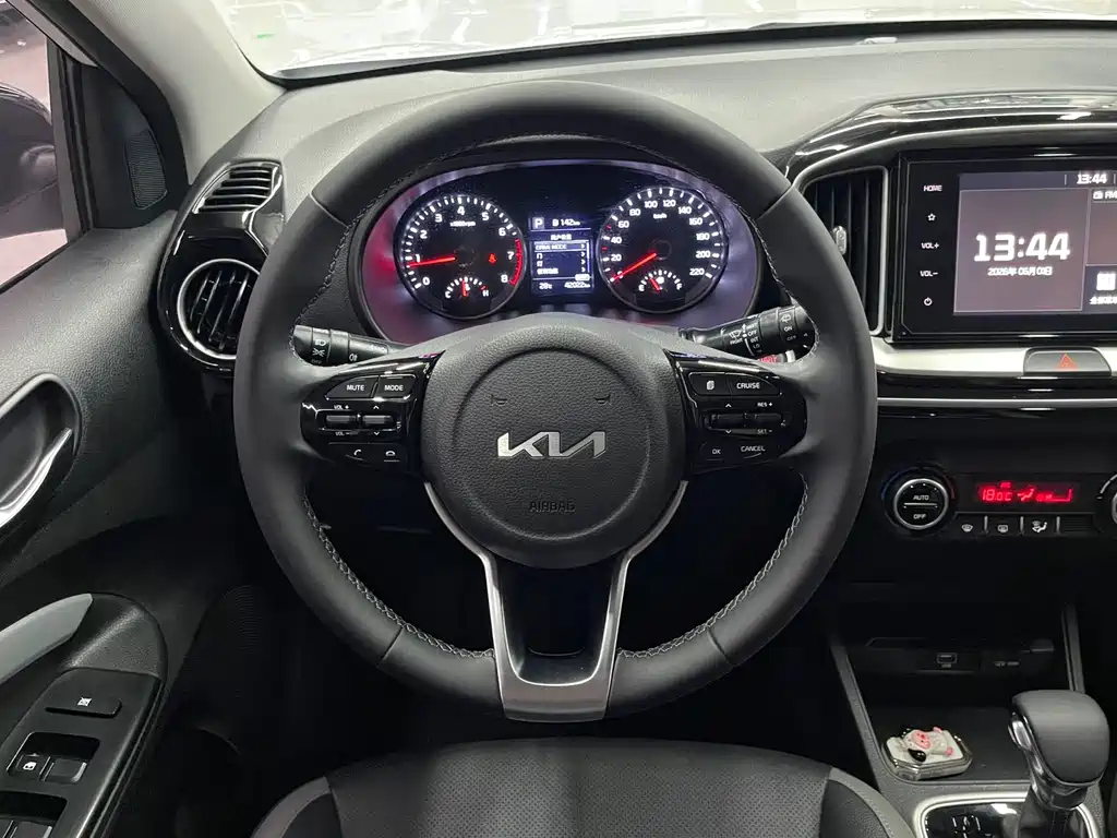 Kia KX1 2023 — фото 15