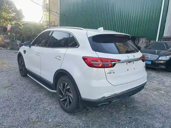 Hongqi HS5 2022