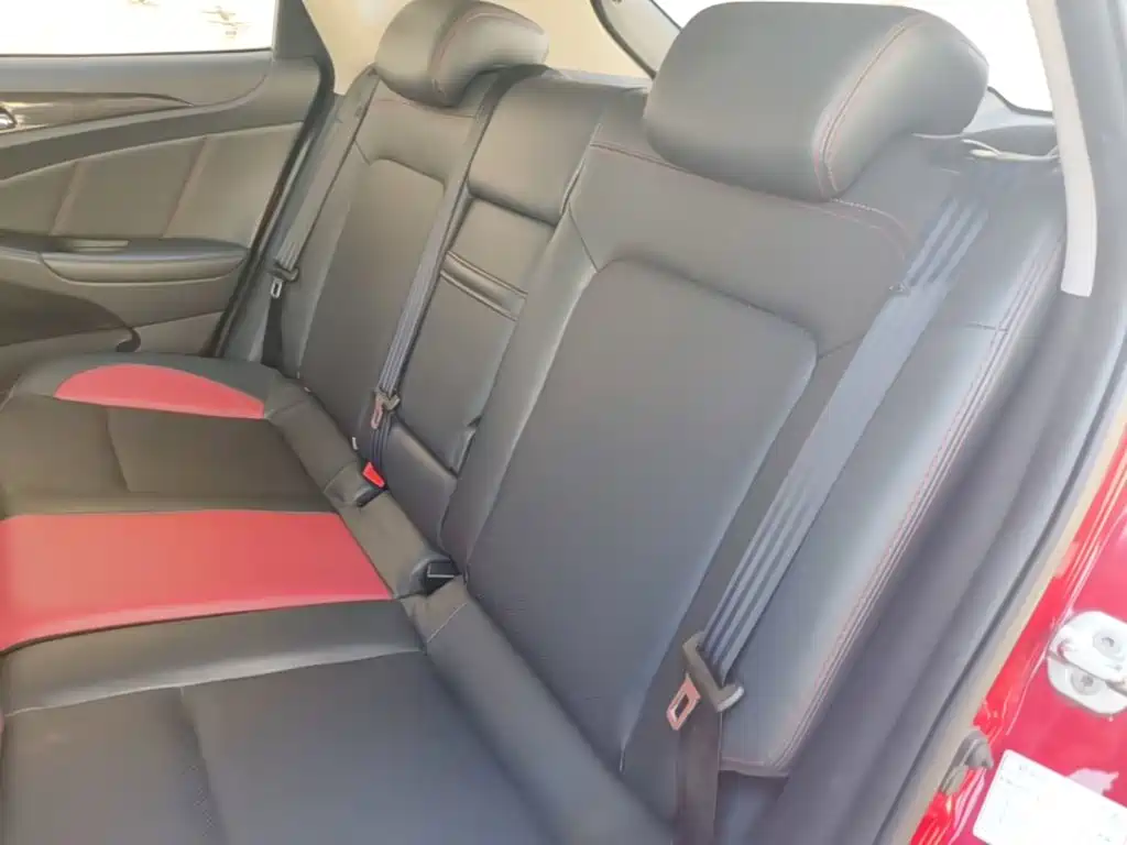 Changan Eado XT 2015 — фото 17