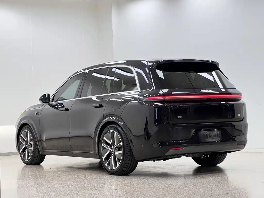 Li Auto Li L8 2023