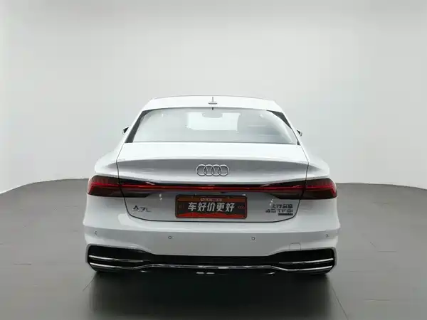 Audi A7L 2023