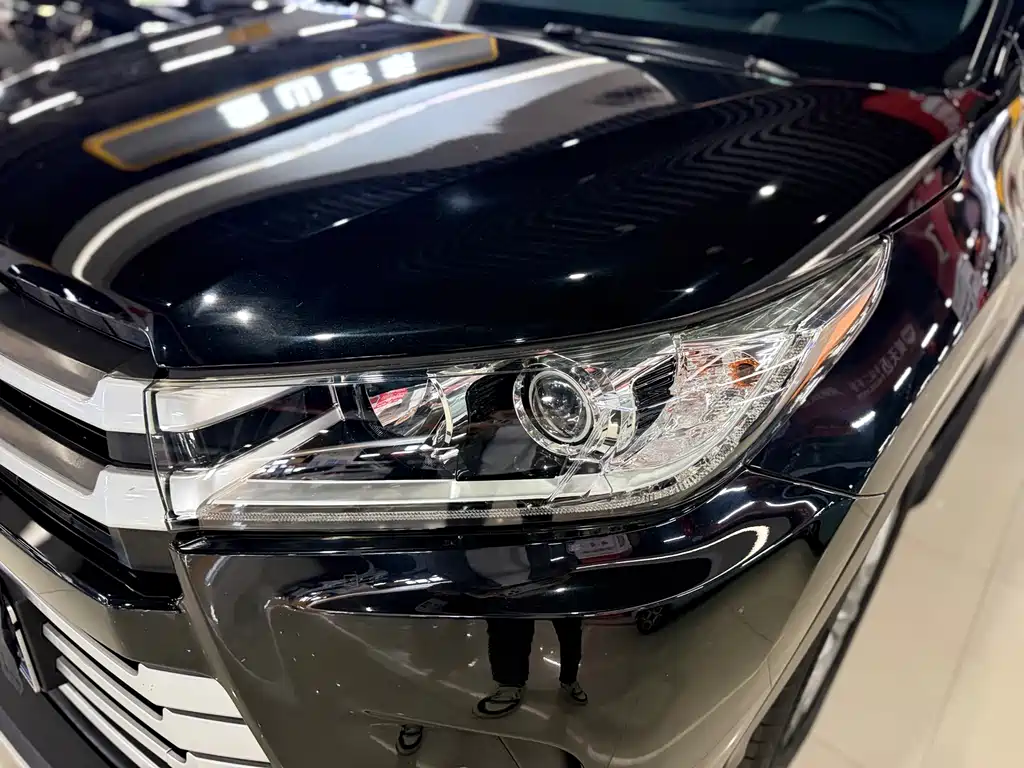 Toyota Highlander 2020 — фото 4