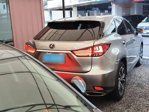 Lexus RX 2020