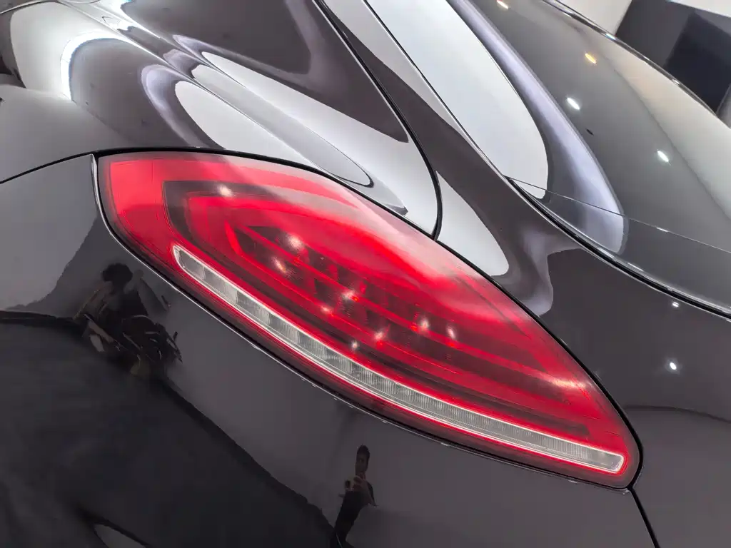Porsche Panamera 2016 — фото 23