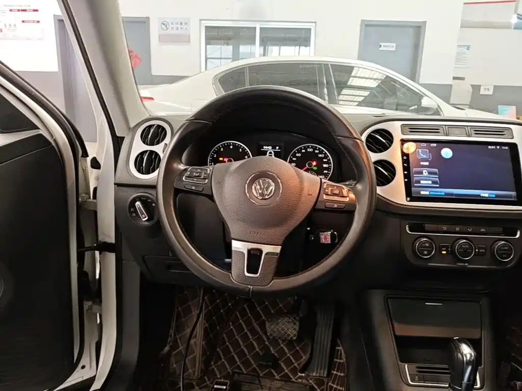 Volkswagen Tiguan 2019 — фото 11