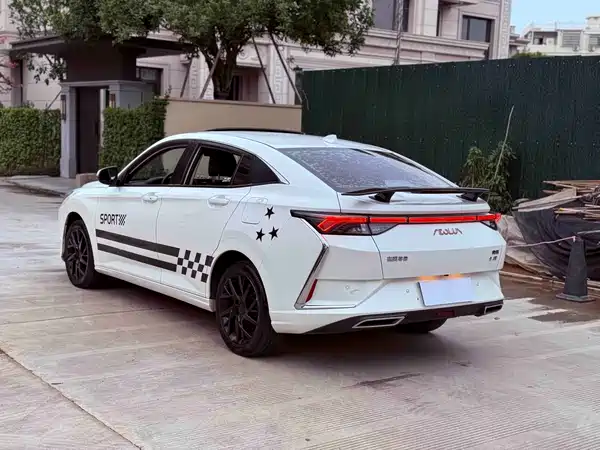 Dongfeng Yixuan 2021