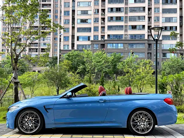 BMW M4 2017