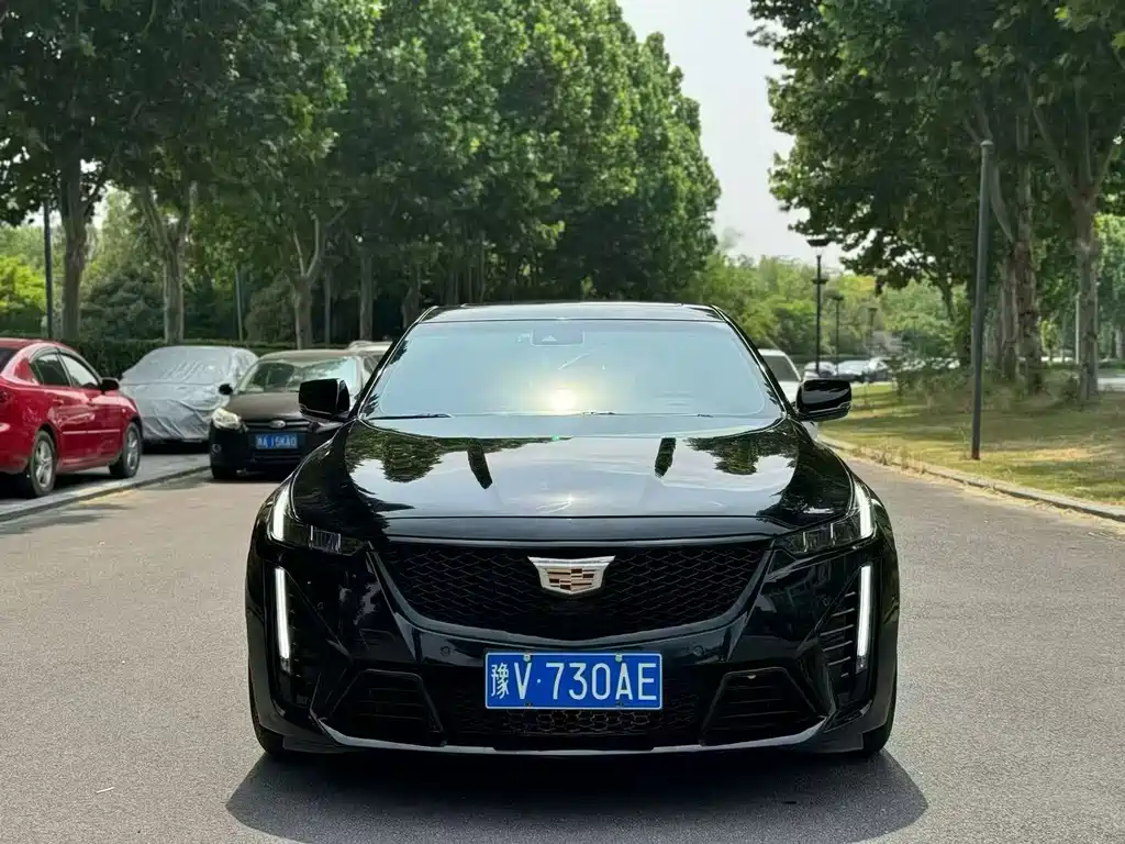 Cadillac CT5 2023 — фото 2