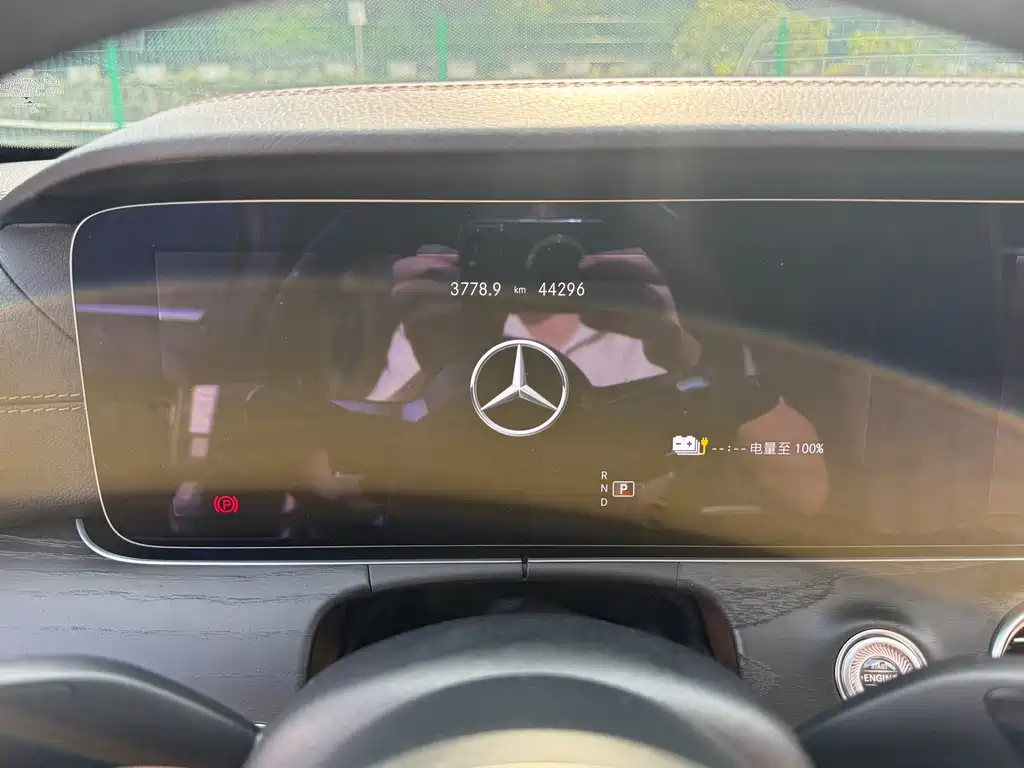 Mercedes-Benz E-Class New Energy 2022 — фото 6