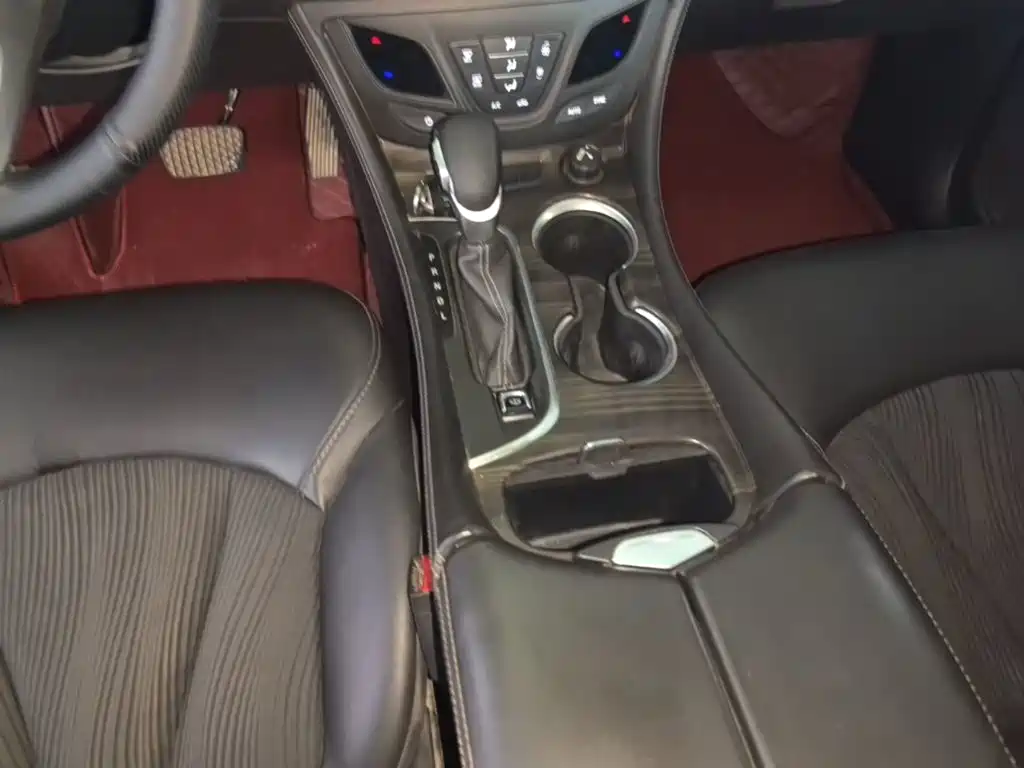 Buick Envision Plus 2019 — фото 14