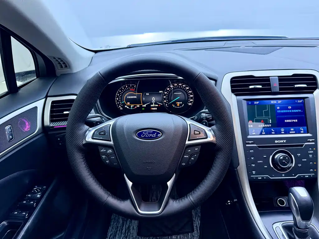 Ford Mondeo 2016 — фото 11
