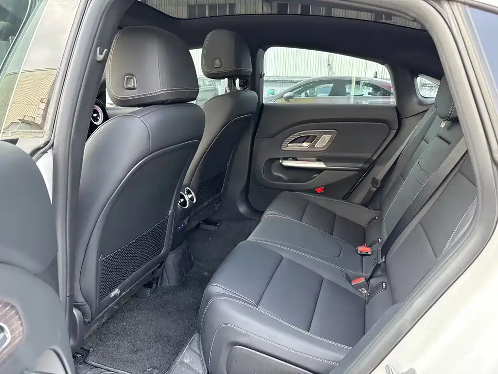 Mercedes-Benz CLA EV 2025 — фото 14