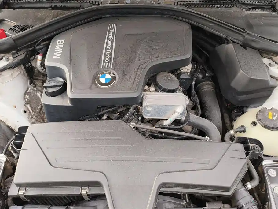 BMW 3 Series 2014 — фото 10