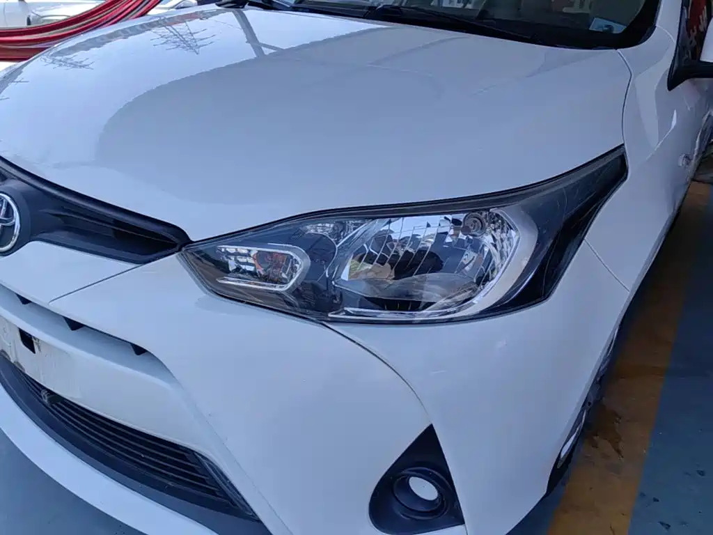Toyota Yaris L 2018 — фото 24