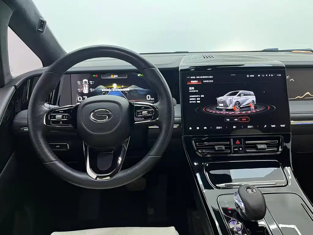 GAC Motor Trumpchi M8 2023 — фото 10
