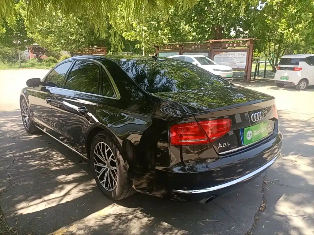 Audi A8 2014