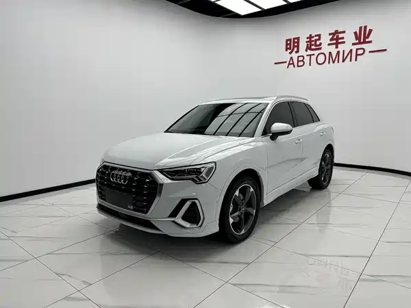 Audi Q3 2022