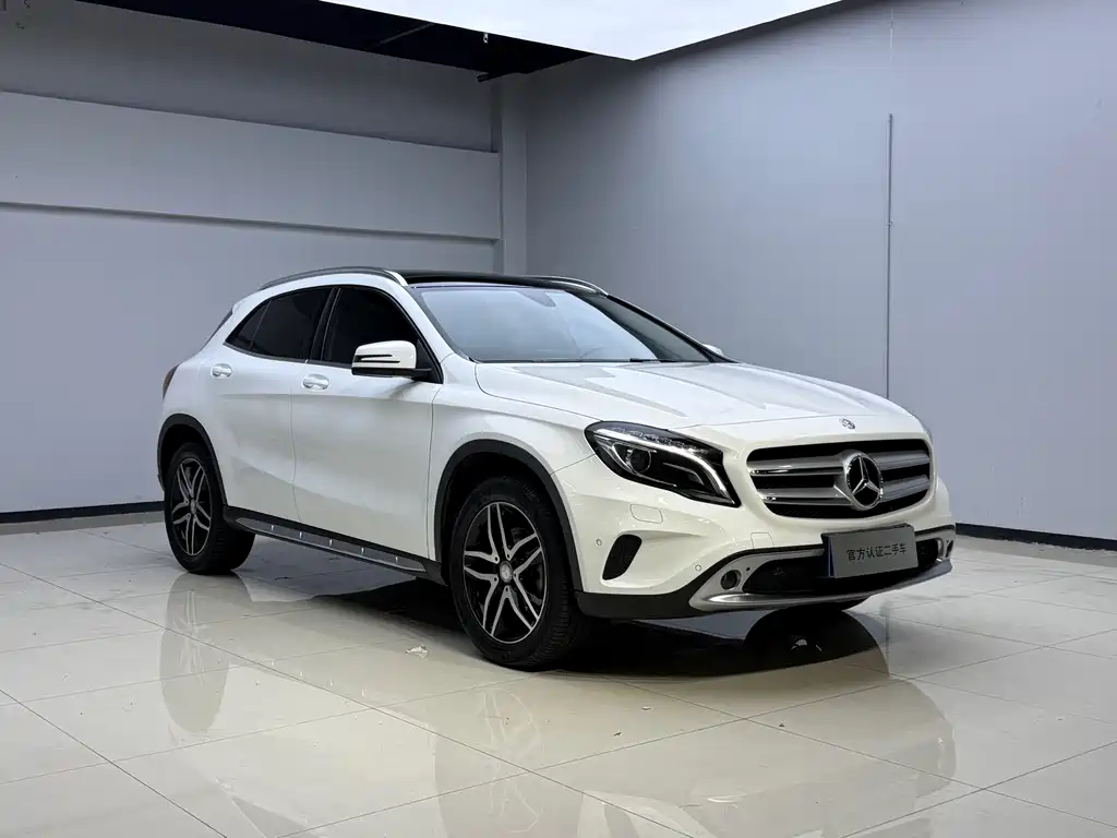 Mercedes-Benz GLA 2016