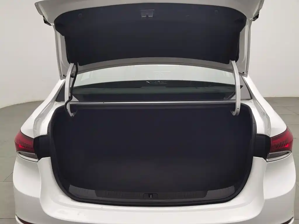 Buick Excelle GT 2021 — фото 16