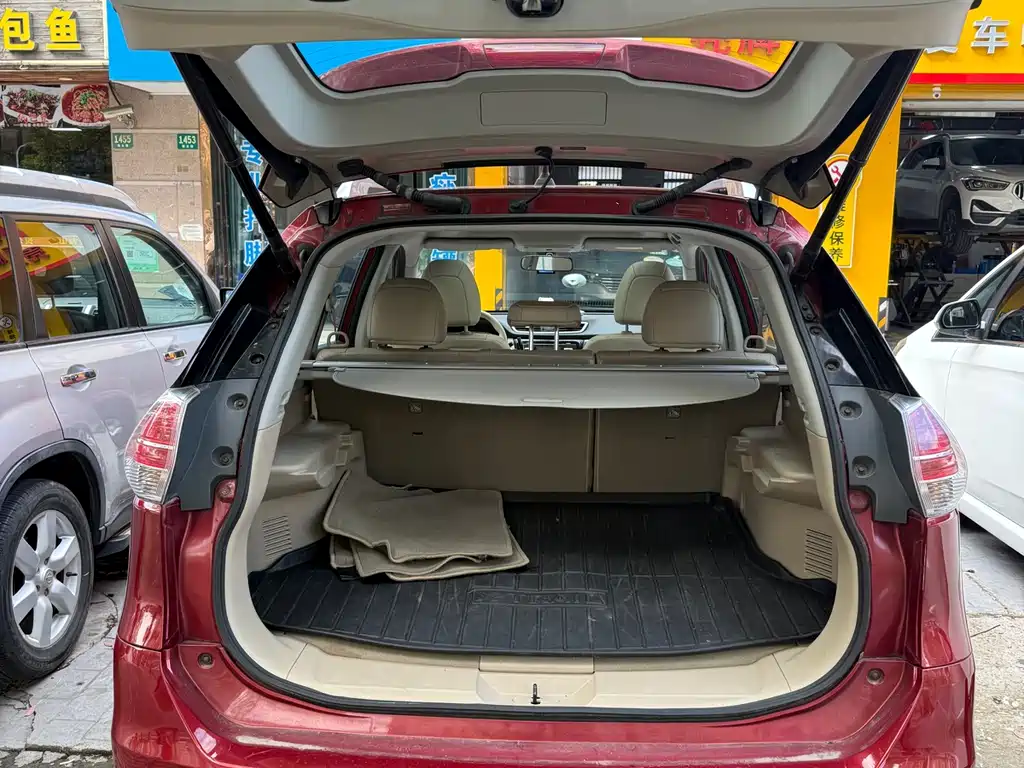 Nissan X-Trail 2015 — фото 14