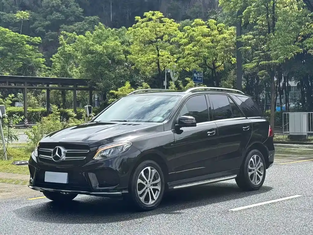 Mercedes-Benz GLE 2017