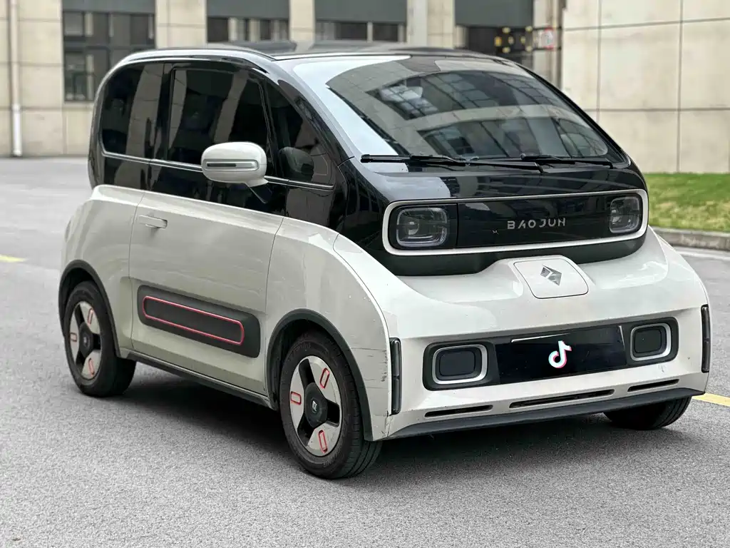 Baojun KiWi EV 2022 — фото 4