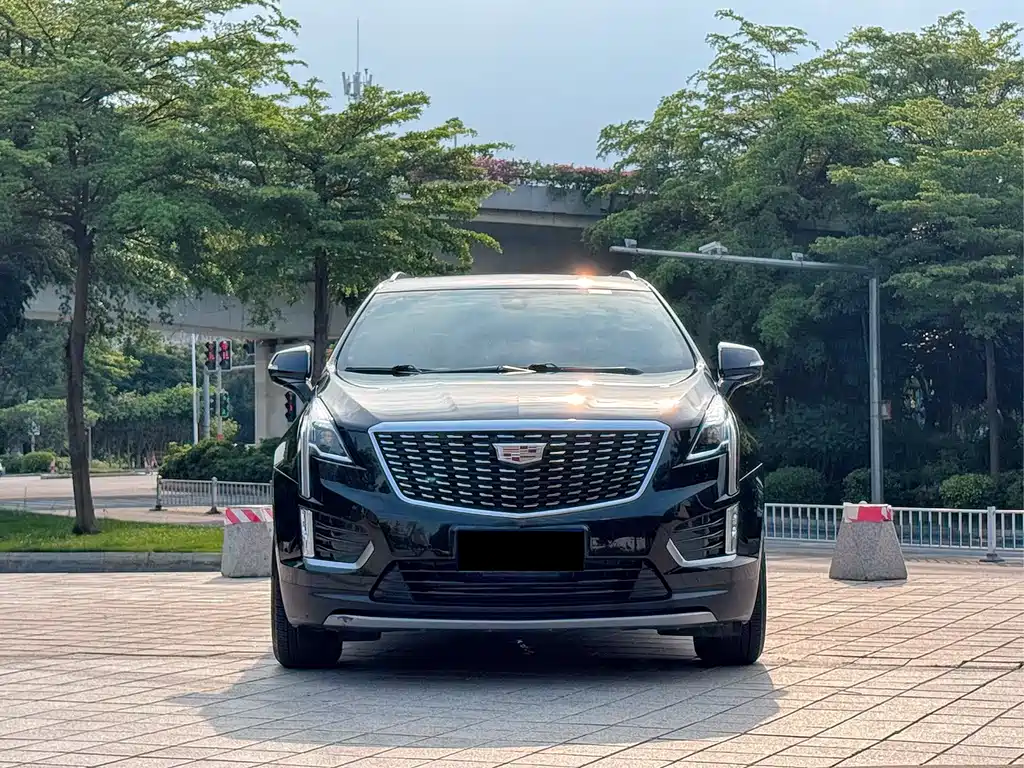 Cadillac XT5 2020 — фото 2