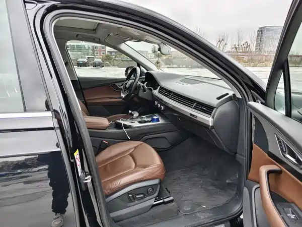 Audi Q7 2016