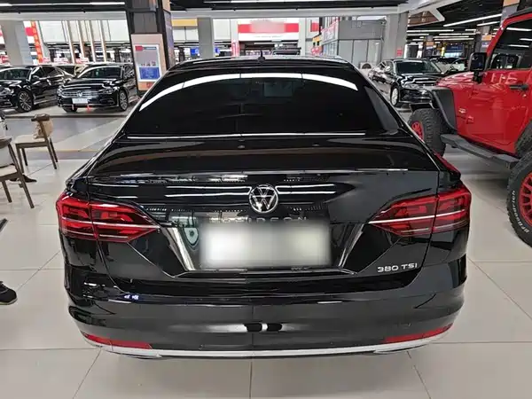 Volkswagen Phideon 2021