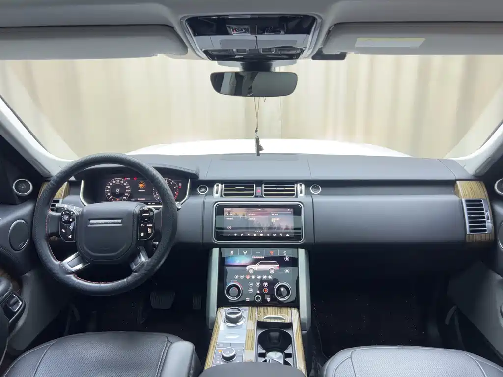 Land Rover Range Rover 2019 — фото 12