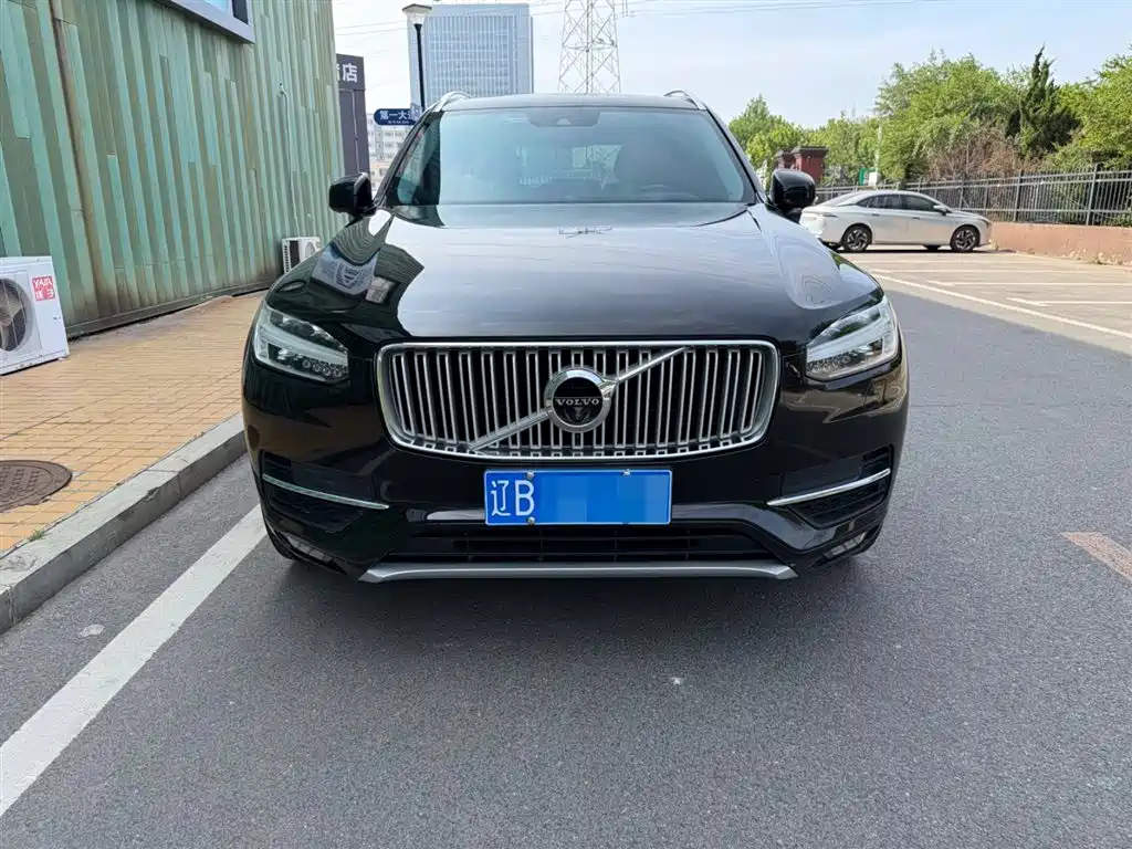 Volvo XC90 2015 — фото 2