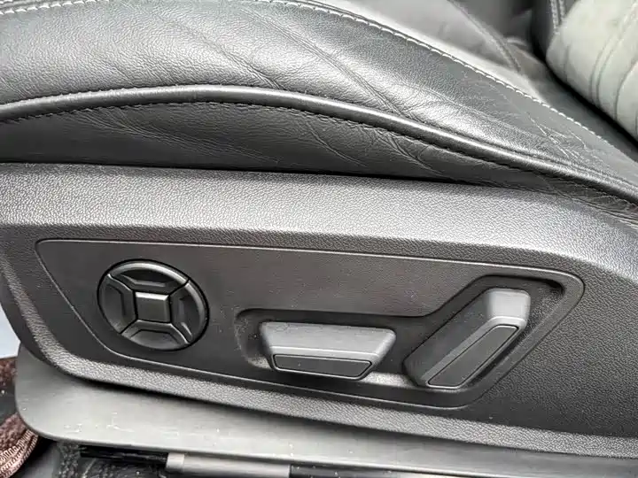Audi A6L 2021 — фото 19