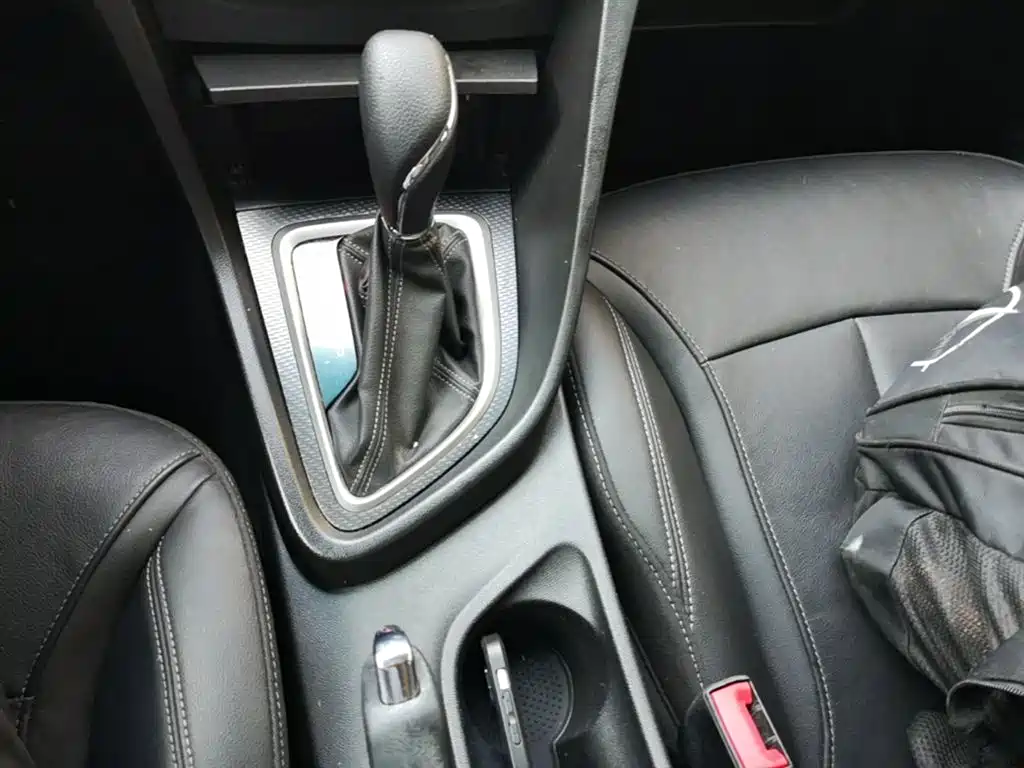 Buick Excelle 2019 — фото 14