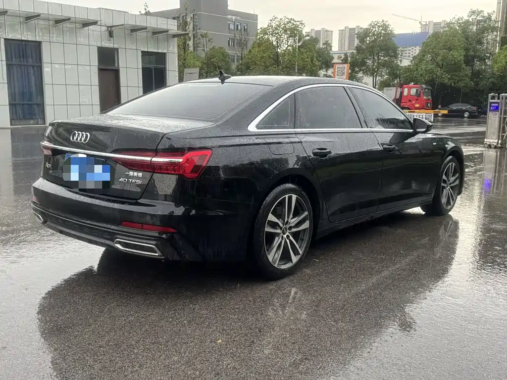 Audi A6L 2022