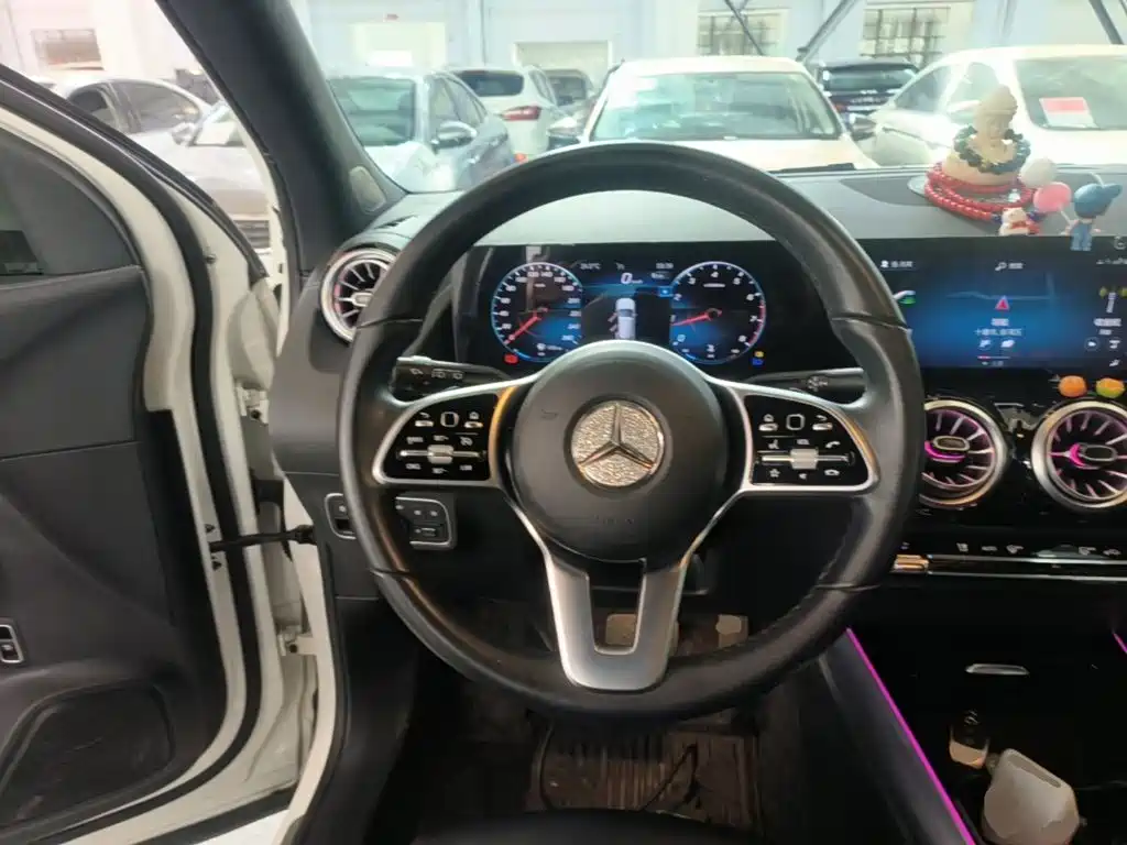 Mercedes-Benz GLA 2022 — фото 11