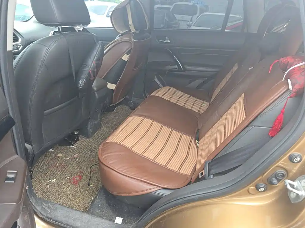 GAC Motor Trumpchi GS4 2015 — фото 24