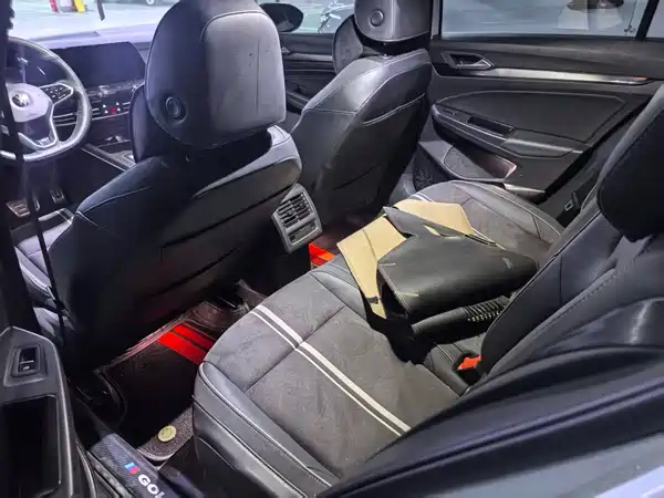 Volkswagen Golf 2023