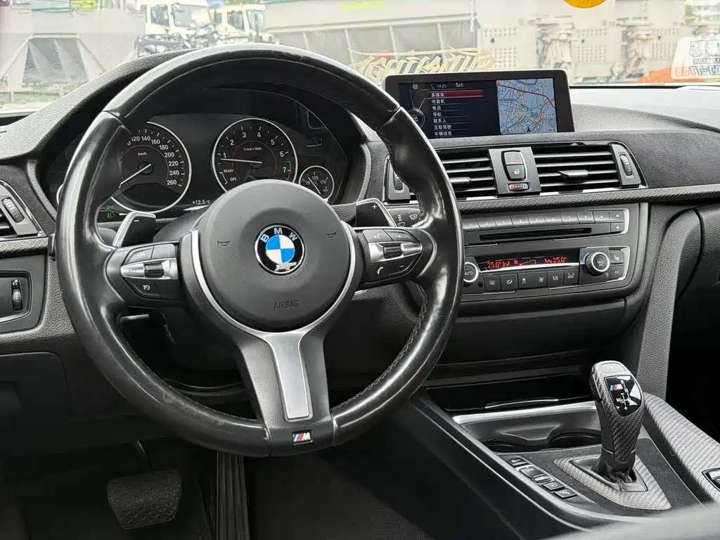 BMW 3 Series 2015 — фото 7