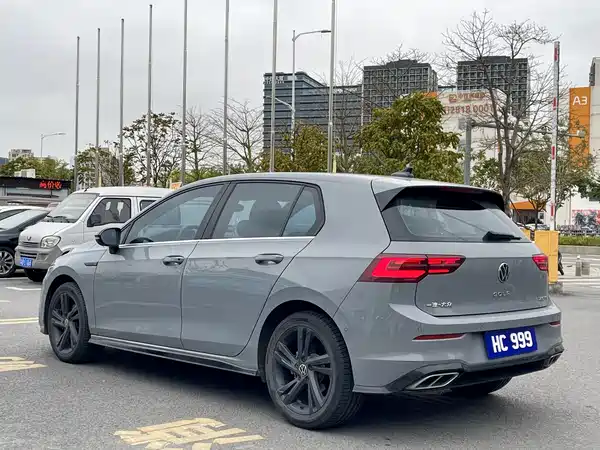 Volkswagen Golf 2023