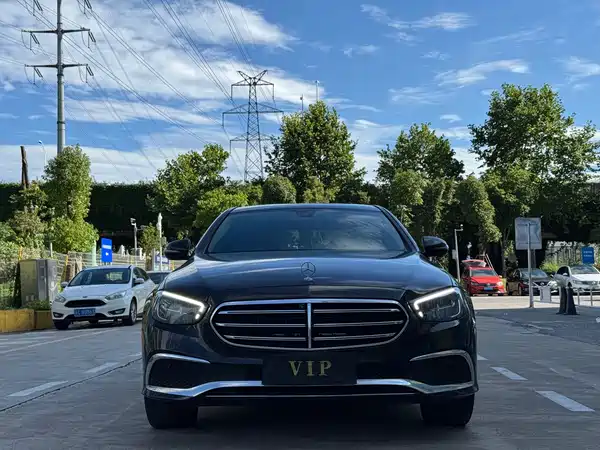Mercedes-Benz E-Class 2023