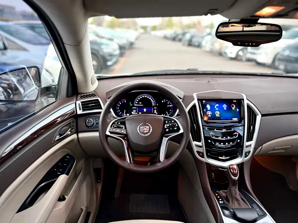 Cadillac SRX 2013 — фото 11